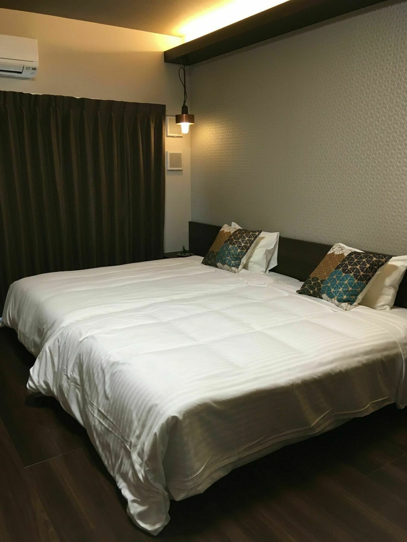 Nedoco Osaka West Aparthotel Exteriör bild